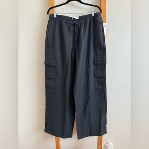 Abercrombie & Fitch Black Pull On Cargo Pants